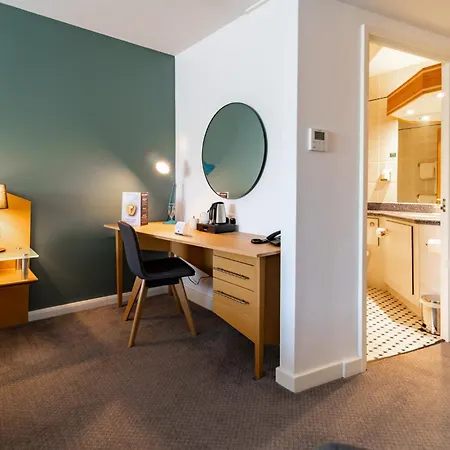 Holiday Inn Ashford - North A20 By Ihg Exterior photo