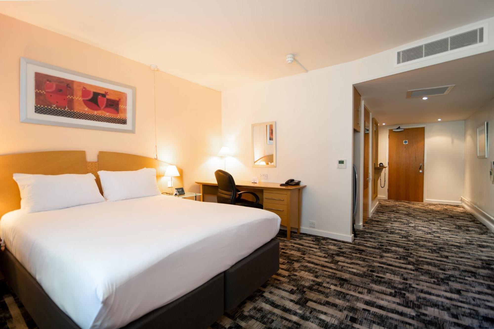 - North A20 By Ihg 3*